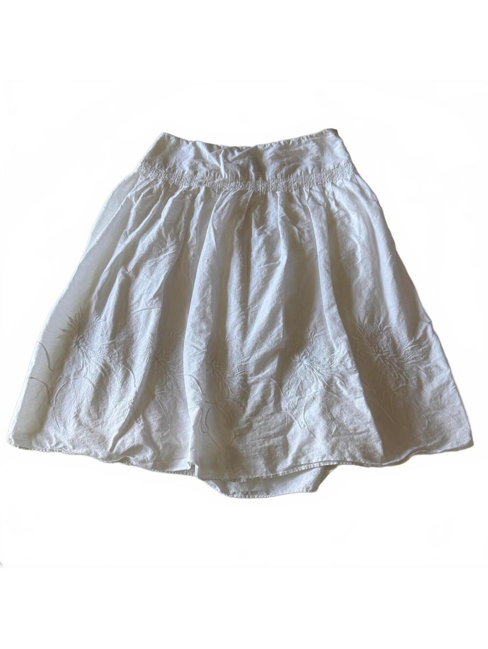 Ann Taylor White Cotton Floral Embroidered Mini Skirt Cottagecore Boho Sz 0 - Picture 1 of 5